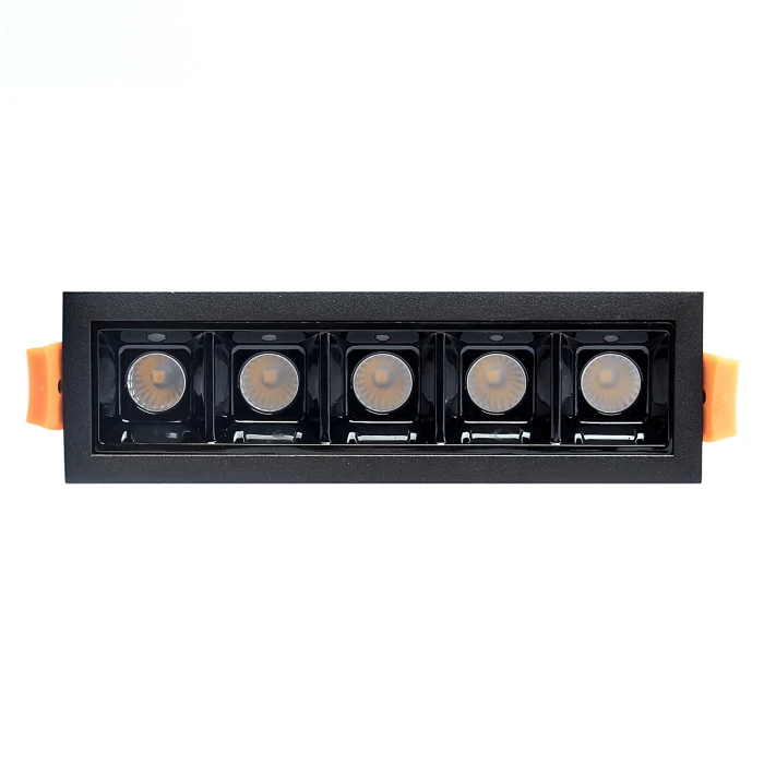 Lampa liniowa LED wpuszczana podtynkowa 10W 3000K czarna 582 - Decorativi